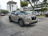 New 2025 Nissan Pathfinder Platinum image 3