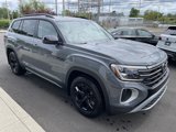 New 2025 Volkswagen Atlas Peak Edition SE image 5