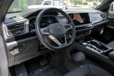 Used 2024 Volkswagen Atlas Cross Sport SE image 2