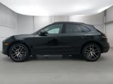 Used 2025 Porsche Macan image 2