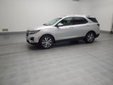Used 2022 Chevrolet Equinox Premier image 2