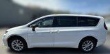 New 2025 Chrysler Pacifica Select image 3