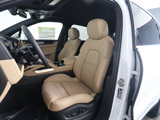 New 2025 Porsche Cayenne E-Hybrid image 5