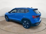 Certified 2024 Volkswagen Taos SE image 4