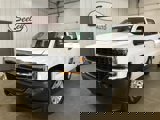 Used 2018 Chevrolet Silverado 1500 W/T w/ Trailering Package image 2