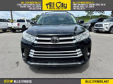 Used 2018 Toyota Highlander XLE image 2