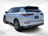 New 2025 Mitsubishi Outlander SE image 5