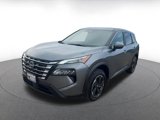 Used 2024 Nissan Rogue SV image 5