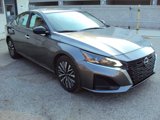 Used 2024 Nissan Altima 2.5 SV image 2