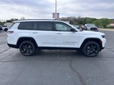 New 2025 Jeep Grand Cherokee Limited image 2