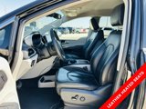 Used 2022 Chrysler Pacifica Touring-L image 3