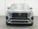 New 2026 Volkswagen Atlas Cross Sport SE image 2