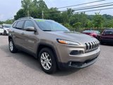 Used 2017 Jeep Cherokee Latitude image 3
