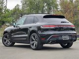 Used 2025 Porsche Macan image 3