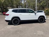New 2025 Volkswagen Atlas SE image 2