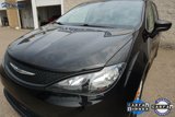Used 2022 Chrysler Voyager LX image 5