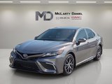 Used 2022 Toyota Camry SE image 2