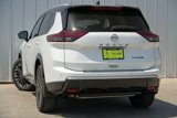 Used 2024 Nissan Rogue Platinum image 4