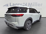 New 2025 Nissan Pathfinder Platinum image 5