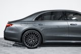 Used 2022 Mercedes-Benz S 580 4MATIC Sedan image 2