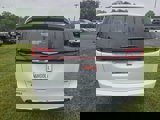 New 2025 Chrysler Pacifica Select image 6