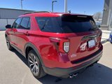 Used 2023 Ford Explorer ST image 3