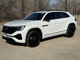 New 2026 Volkswagen Atlas Cross Sport SEL R-Line image 2