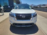 New 2025 Nissan Pathfinder SL w/ SL Premium Package image 2