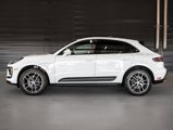 Certified 2025 Porsche Macan image 2