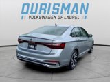 Used 2025 Volkswagen Jetta SEL image 3