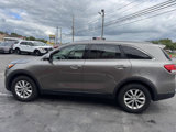 Used 2016 Kia Sorento LX w/ LX Convenience Package image 3