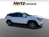 Used 2024 GMC Terrain SLT image 2