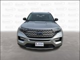 Used 2023 Ford Explorer Limited w/ Equipment Group 301A image 2