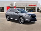 New 2025 Nissan Pathfinder Platinum image 1
