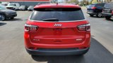 Used 2017 Jeep Compass Latitude image 5