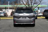 Used 2017 Toyota Sienna SE Premium image 4