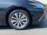 Used 2021 Lexus ES 300h image 4