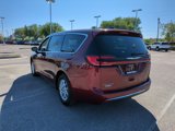 Used 2023 Chrysler Pacifica Touring-L image 3