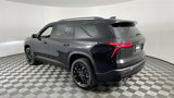New 2025 Chevrolet Traverse LT w/ Midnight/Sport Edition image 6