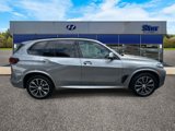 Used 2025 BMW X5 xDrive40i w/ M Sport Package image 2