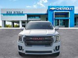 Used 2023 GMC Yukon SLT image 2