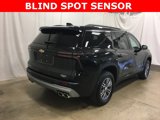 Used 2025 Chevrolet Traverse LT image 4