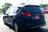 Used 2020 Chrysler Pacifica Touring-L image 5