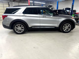 Used 2021 Ford Explorer XLT w/ Equipment Group 202A image 6