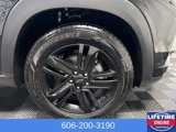 Used 2025 Chevrolet Trax ACTIV w/ Sunroof Package image 4