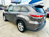 Used 2015 Toyota Highlander Limited image 3