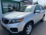 Used 2013 Kia Sorento LX image 2