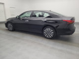 Used 2024 Nissan Altima 2.5 SV image 3