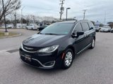 Used 2018 Chrysler Pacifica Touring-L image 6