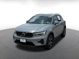 Used 2024 Volvo XC40 B5 Core image 5